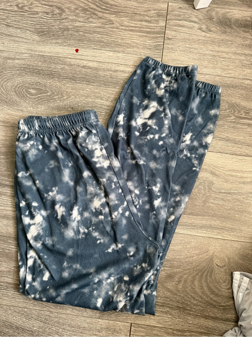 Tie-Dye baggy Lounge Pants in Navy and White